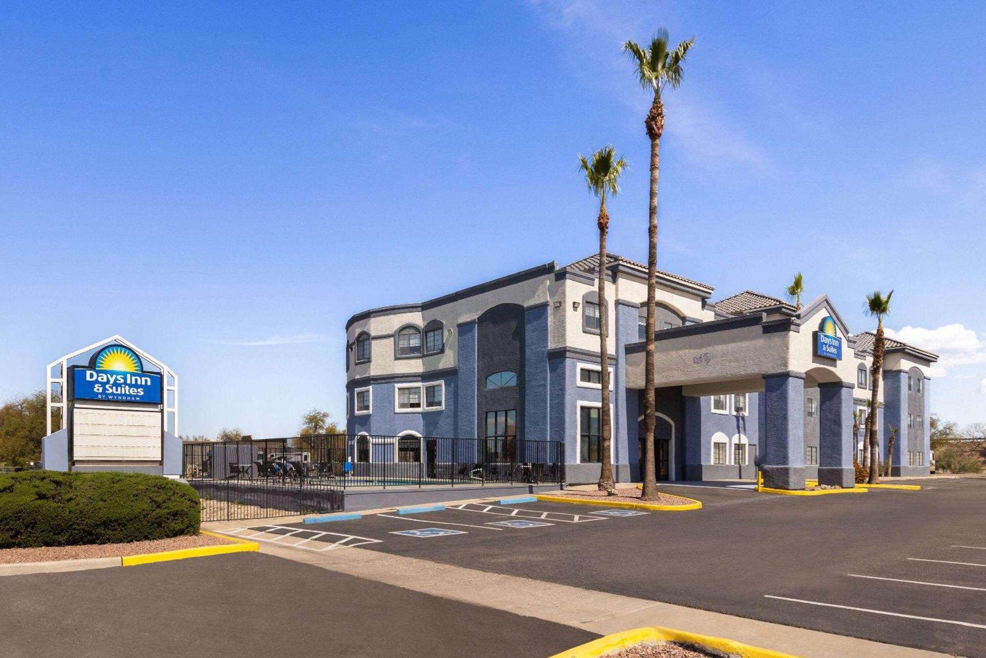 Days Inn & Suites By Wyndham Tucson/Marana Kültér fotó
